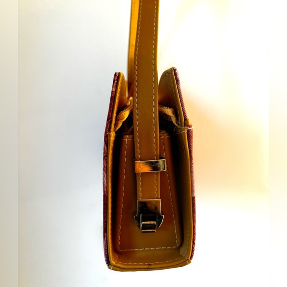 Pink printed jean designed purse 👛 - Picture 4 of 5